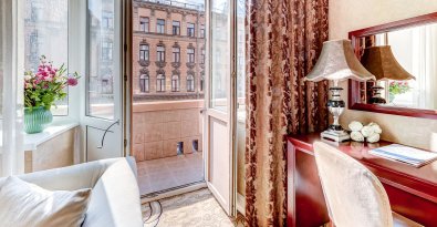 Deluxe room with Balcony (3rd floor)