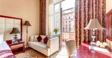 Deluxe room with Balcony (3rd floor)